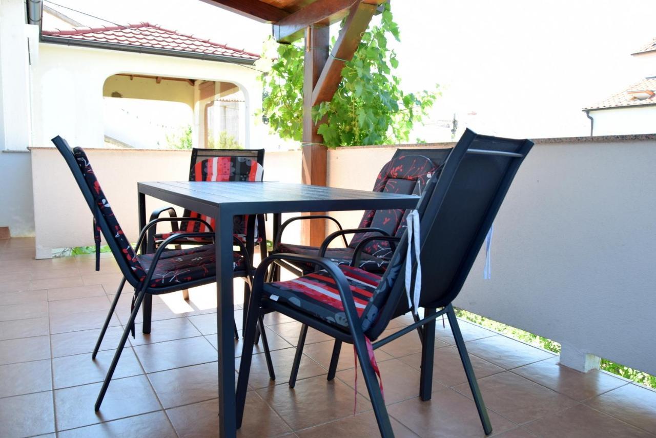 Villy City Apartment Palit Exterior photo