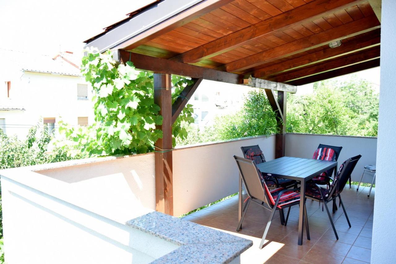 Villy City Apartment Palit Exterior photo